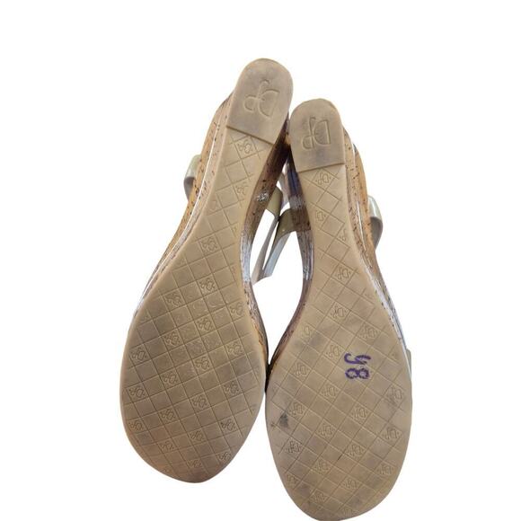 Donald  Pliner Patent Leather Platform Wedge Heel Sandals Slingback Sand Pearl 9 - Picture 8 of 9